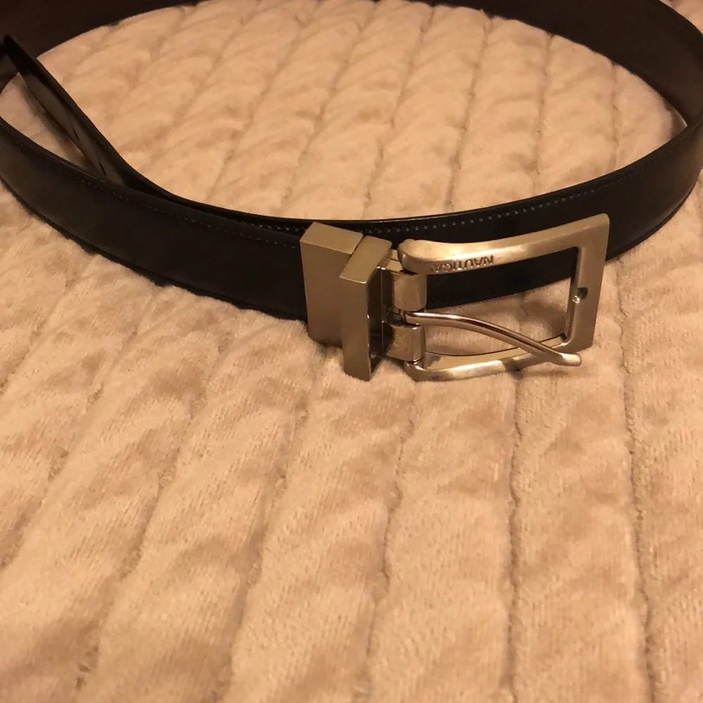 Men’s Nautica Sz 32 Black/Brown Reversible Belt - Picture 2 of 4
